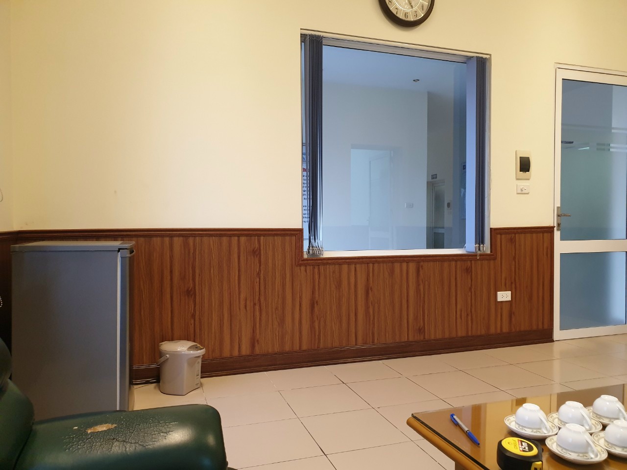 Công trình ốp chân tường giả gỗ nhà anh Hải quận Lê Chân Hải Phòng