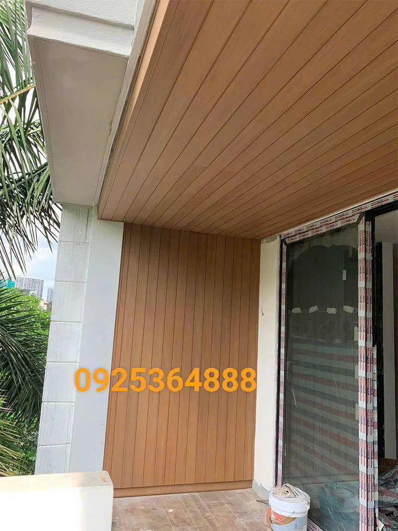 BÁN TRẦN GỖ NHỰA NGOÀI TRỜI TẠI HẢI PHÒNG