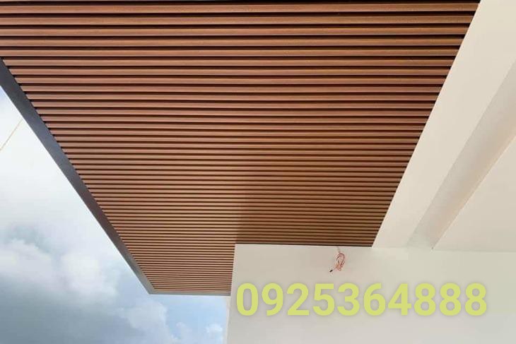 TRẦN NHÔM LAM SÓNG VÂN GỖ TẠI HẢI PHÒNG